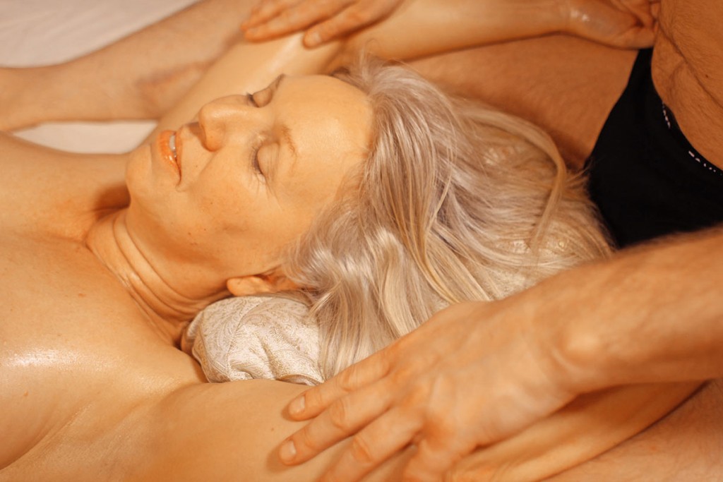 Mature Erotic Massage 93